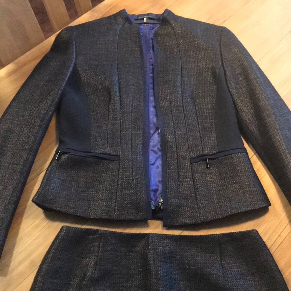 Elie Tahari suit